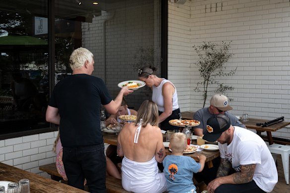 Perfect for groups and family occasions.