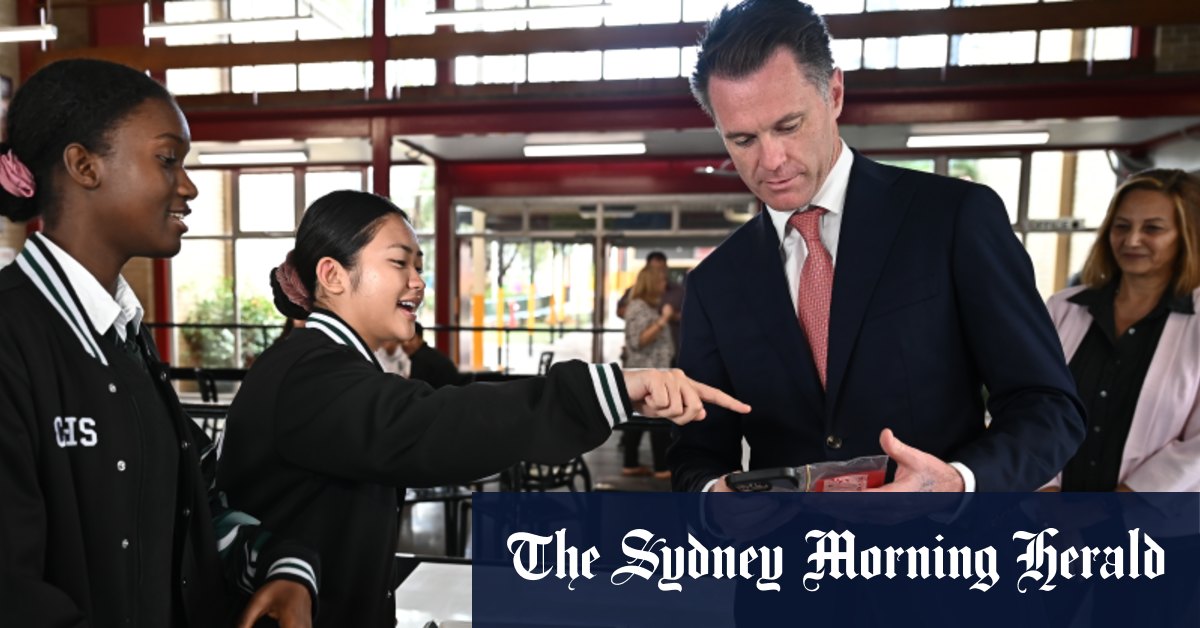 Mobile phone ban in NSW schools to be enforced by October
