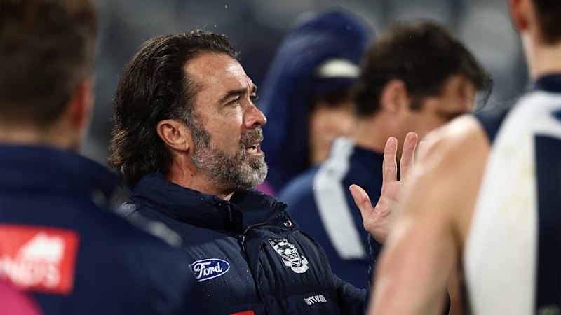 ‘It’s not 1980 – the coach doesn’t run everything these days’: Scott speaks on concussion scandal