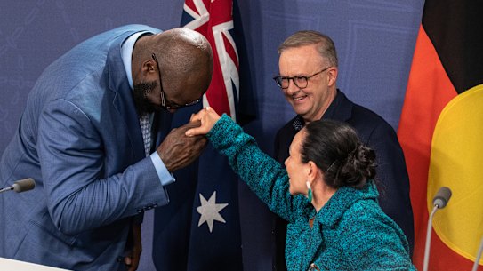 Australian Prime Minister Anthony Albanese, Minister for Indigenous Australians Linda Burney and former NBA star Shaquille O’Neal