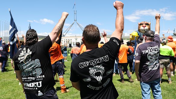 CFMEU members protest outside Parliament House in Canberra in December.