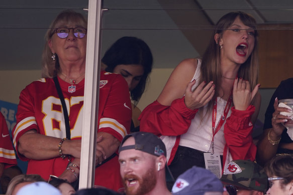Taylor Swift watches from a suite alongside Travis Kelce’s mother, Donna Kelce, at the Chiefs’ Arrowhead Stadium.
