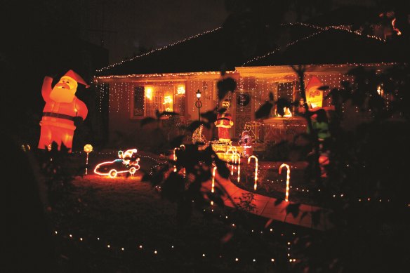 A house decorated with Christmas lights on the Boulevard in Ivanhoe in 2015. 