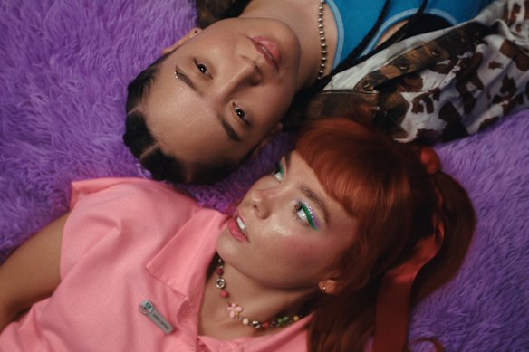 Aki Munroe as Taz and Chloe Hayden as Quinni in the final season of <i>Heartbreak High</i>.