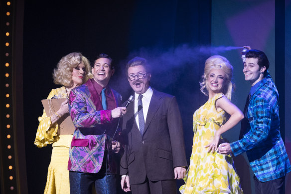 Rhonda Burchmore, Rob Mills, Todd Goddard, Brianna Bishop and Sean Johnston in Hairspray.