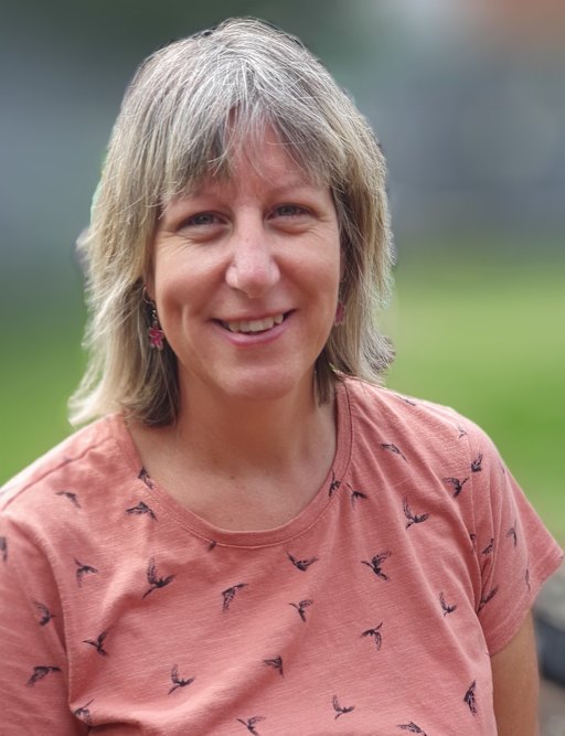 Heidi Everett has written a profound account of debilitating mental illness.
  