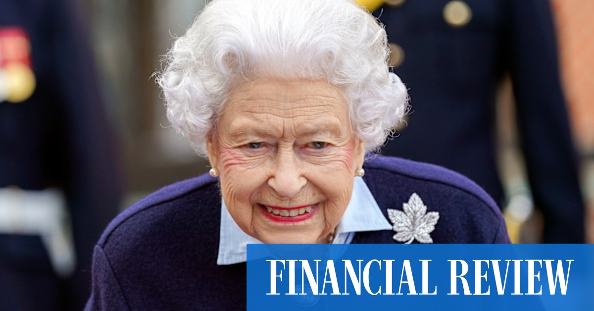 The Queen needs her 'court' more than ever - Vimarsana News