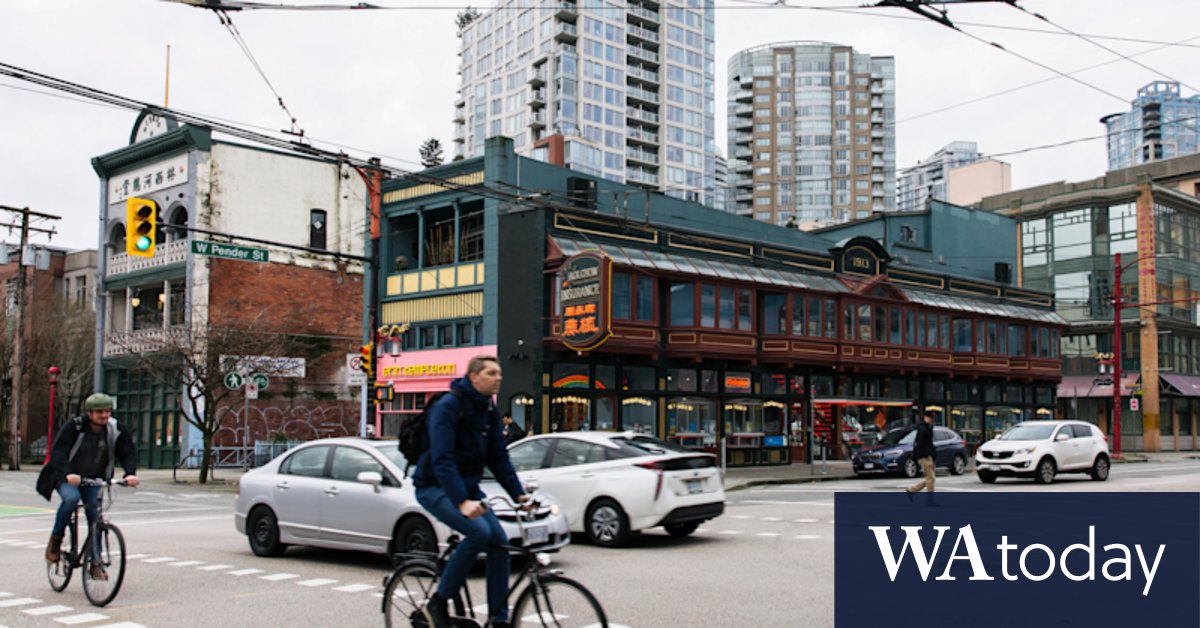 Canada bans foreigners from buying homes in a bid to make properties more affordable - Vimarsana News