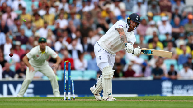 15 chances in 55 overs: grim resolve puts Australia ahead