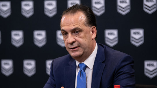ARLC chairman Peter V'landys wants an early return for the NRL after claiming his own pandemic expert had got it wrong.