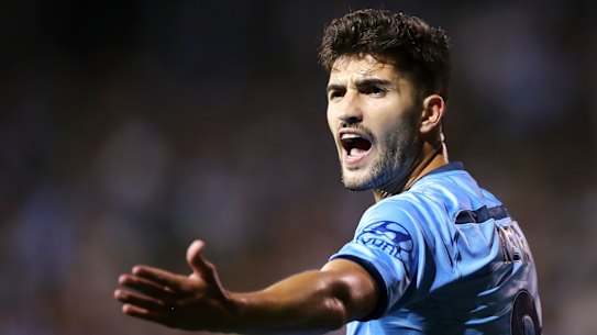 Paulo Retre has backed a move to have the A-League played over the winter months. 