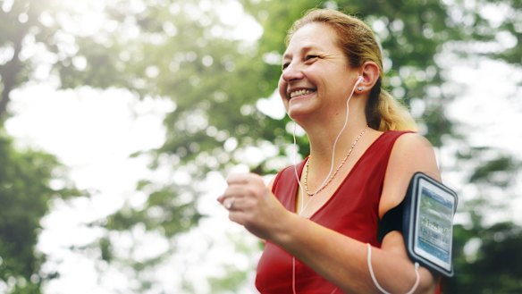 An Australian study has provided further confirmation that menopause can be linked to an increase in belly fat, although not an increase in overall weight.