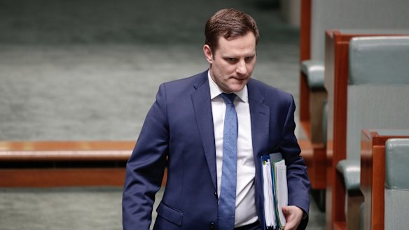 Federal government minister and lieutenant of Scott Morrison, Alex Hawke, opposes the ban.