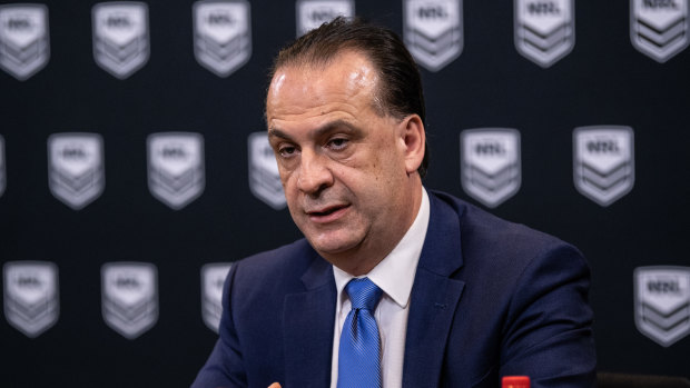 ARLC chairman Peter V'landys wants an early return for the NRL after claiming his own pandemic expert had got it wrong.