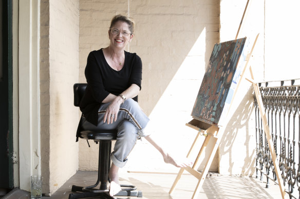 Kayte Murphy, a successful professional and popular blogger, wants other women experiencing alcohol use disorder not to feel alone.