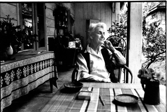 Nora Heysen at home in 1993.