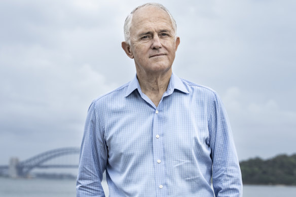 Former prime minister Malcolm Turnbull says the NSW government should halt approvals of new coal mines in the state.