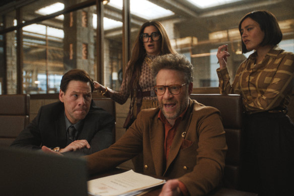 Ike Barinholtz, Kathryn Hahn, Seth Rogen and Chase Sui Wonders in The Studio.