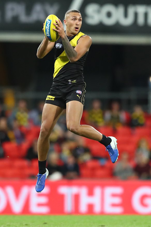 Shai Bolton collects the ball. 