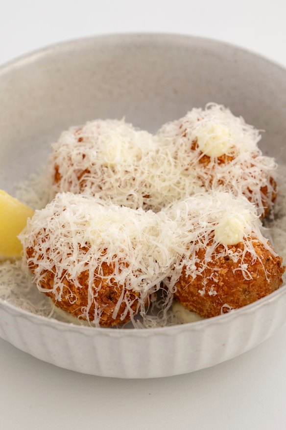 Saganaki croquettes.