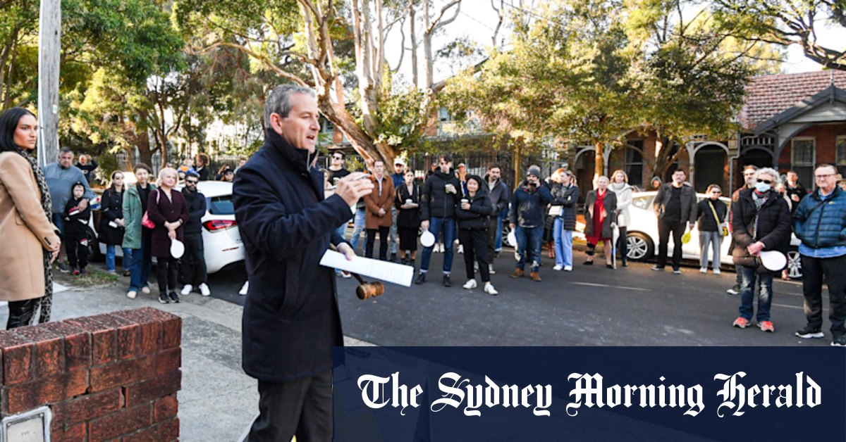 How far property prices rose last time interest rates fell