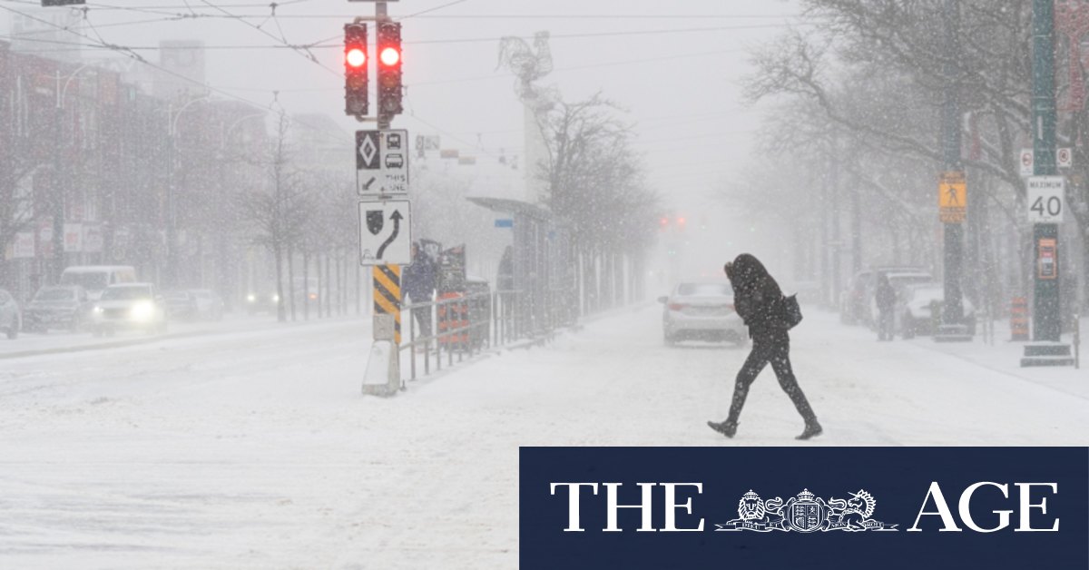 'Bomb cyclone' in North America wreaks havoc causing power outages and travel chaos - Vimarsana News