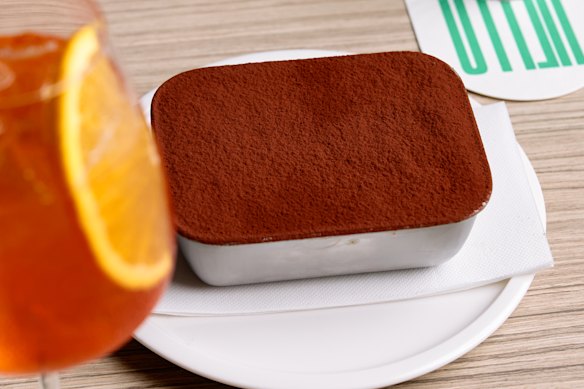 Tiramisu with liqueur mascarpone.