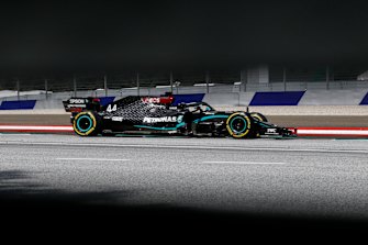Lewis Hamilton en route to victory in the Styrian Formula One Grand Prix.