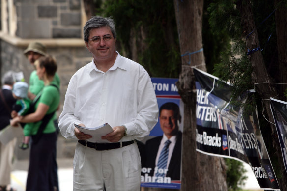 The then Labor member for Prahran, Tony Lupton, at polling booths for the 2006 state election. 