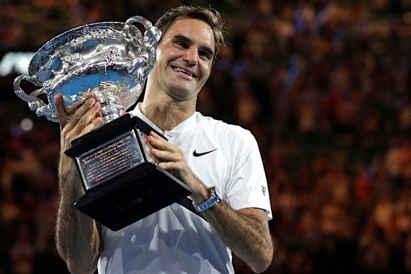 Roger Federer depois de vencer o Aberto da Austrália de 2018.