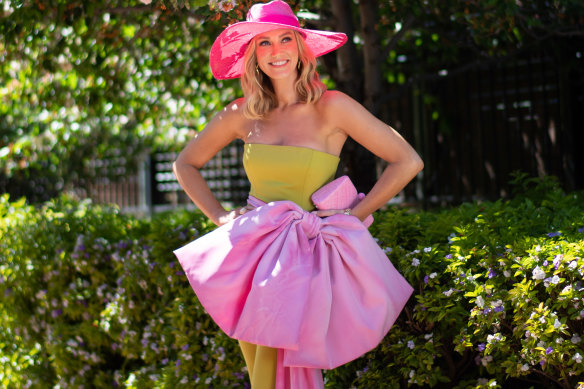 Delta Goodrem in Mariam Seddiq at the Melbourne Cup in 2021.