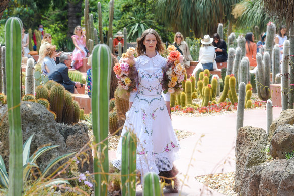 Melbourne Fashion Week returns to the Royal Botanic Gardens for a runway event, following last year’s Arid Garden show.
