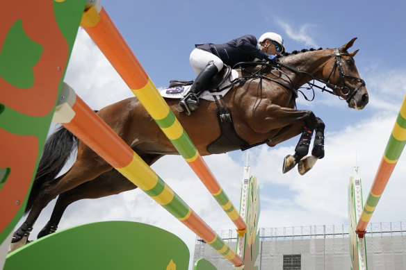 Andrew Hoy competes during a 2019 test event for the Tokyo Olympics.