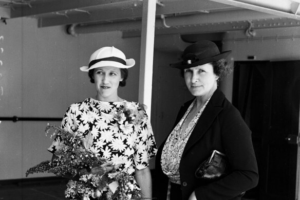 Mrs Mabel Magdalene Freer (left) aboard the Awatea in Sydney, 4 December 1936.