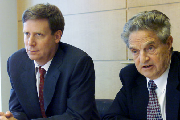 Soros with his former head trader Stanley Druckenmiller, who was told to “go for the jugular” when Soros bet against the British pound in 1992.