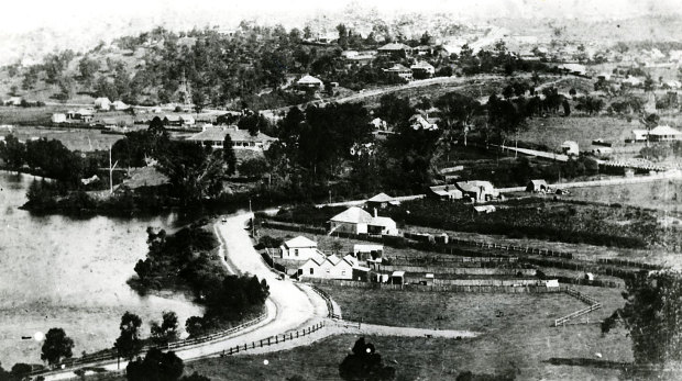 This image of Brisbane in circa 1882 gives an indication of the settlement around what became Kingsford Smith Drive.