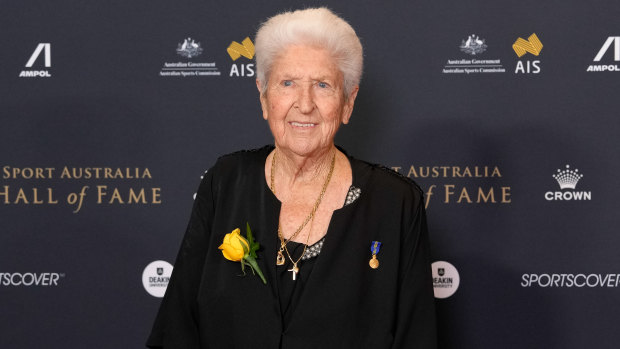Dawn Fraser recovering from serious injuries after fall
