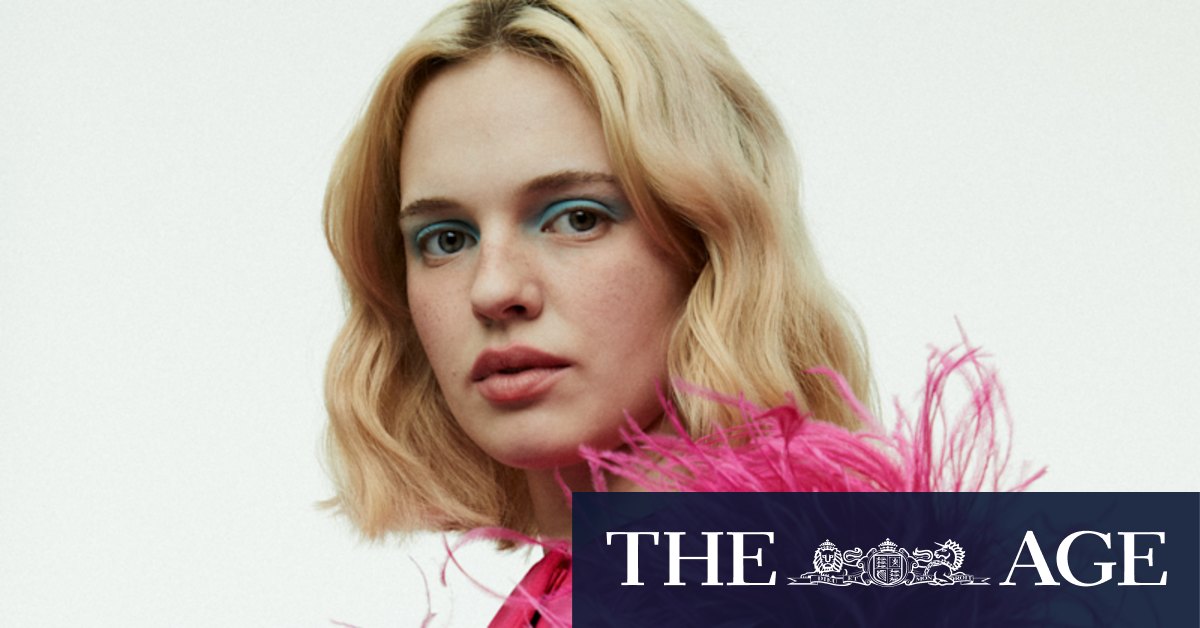 Why actor Odessa Young had to convince herself to take her job seriously - Vimarsana News
