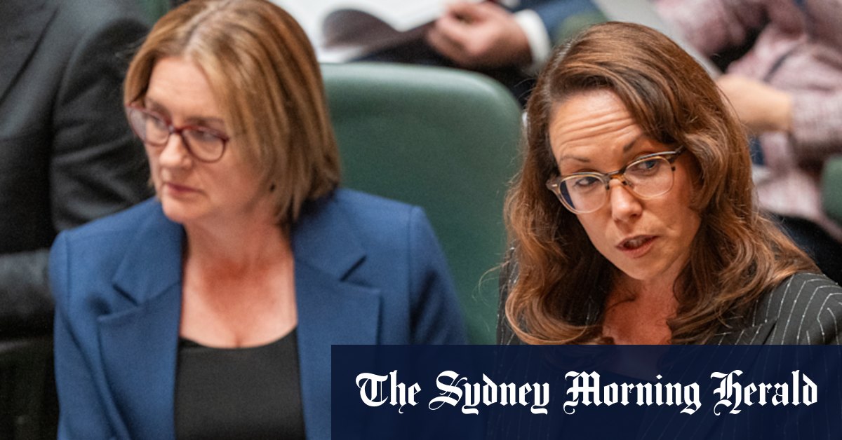 Jobs Department faces major staff cuts under public sector restructure