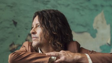 Bernard Fanning will headline the world's biggest indoor music gig since the pandemic, at Sydney's Qudos Bank Arena.