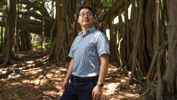 QUT Associate Professor Ziqi Sun, is copying the structure of natural objects to develop sustainable energy solutions. 