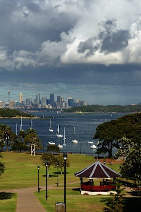 A piano in the Robertson Park rotunda in Watsons Bay became the site of an impromptu concert.