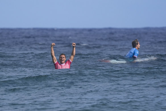 Kauli Vaast celebrates Olympic gold in Tahiti.