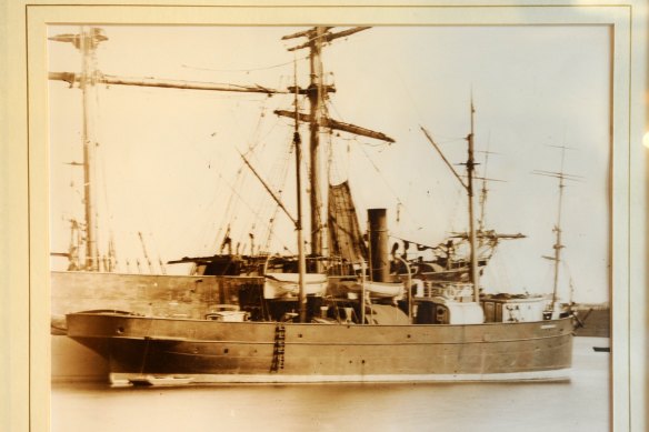 The SS Glenelg in Port Adelaide in 1879.