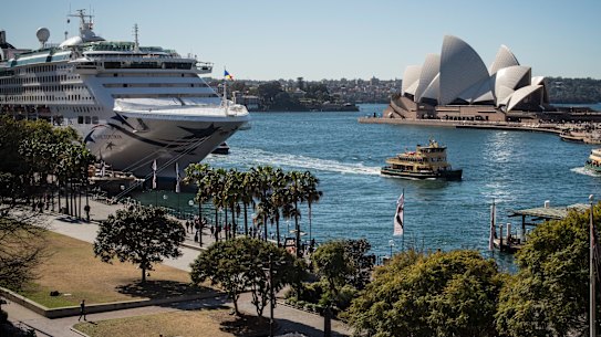 Sydneysiders can expect a familiar sight to return to the Harbour from Sunday as the ban on cruise ships lifts.