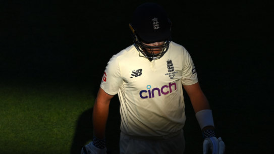 Ollie Pope of England walks off the field after being dismissed by Nathan Lyon of Australia for 5 runs during day three of the Second Test match in the Ashes series between Australia and England at the Adelaide Oval on December 18, 2021 in Adelaide, Australia. (Photo by Quinn Rooney/Getty Images)