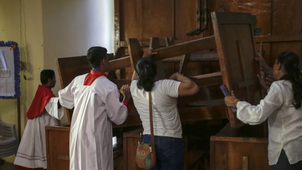 Pro-government crowd attacks church parishioners in Nicaragua