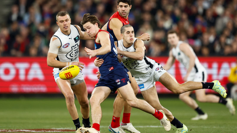 AFL 2022 Round 12 - Melbourne v Sydney