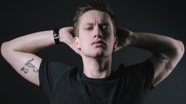 Daniel Sloss.