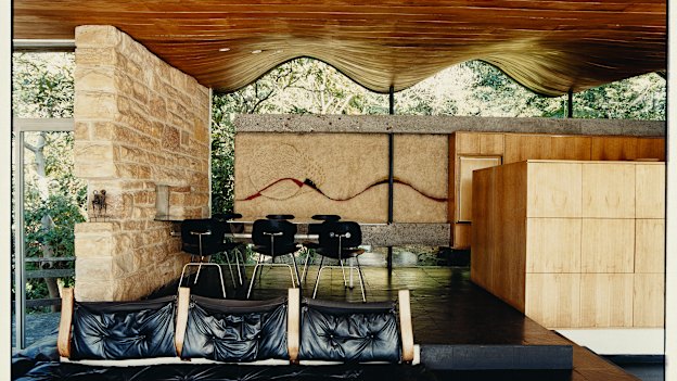 This image of Buhrich House in Iconic Australian Houses by Stephen Todd shows the wavy roof and ceiling of this house designed by Hugh Buhrich makes it truly iconic.
